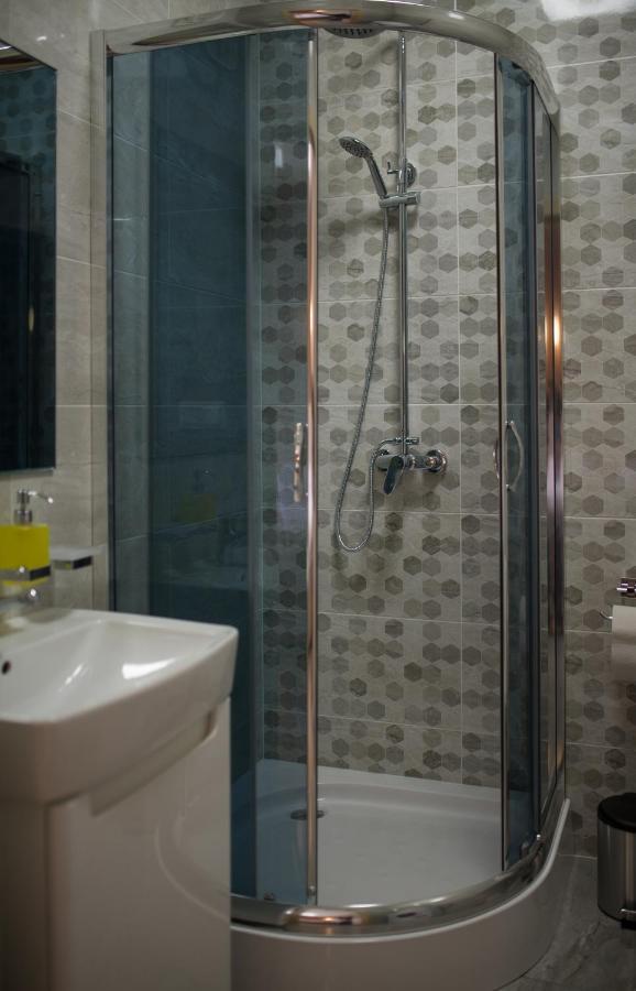 Modern Apartmetns In Town Center Poltava Bagian luar foto